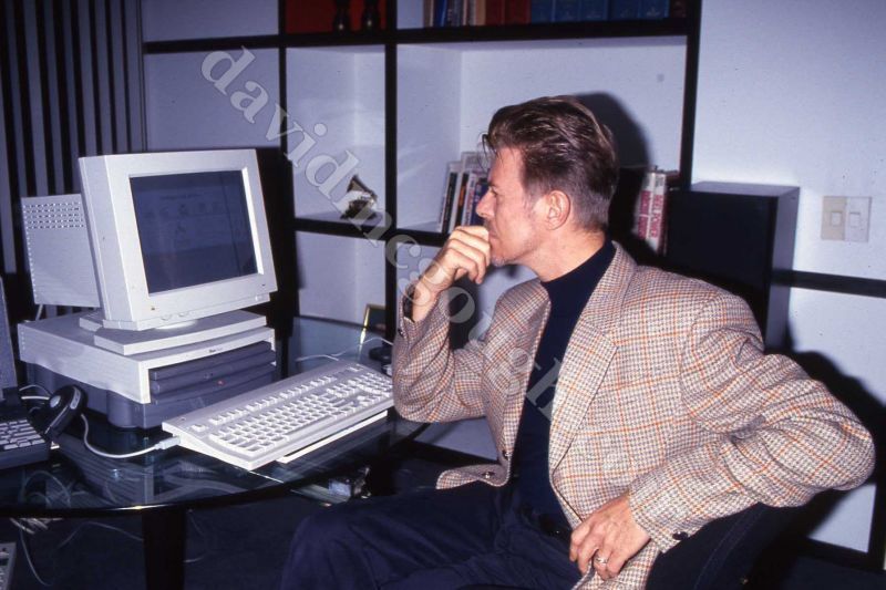 David Bowie 1994 NY.jpg